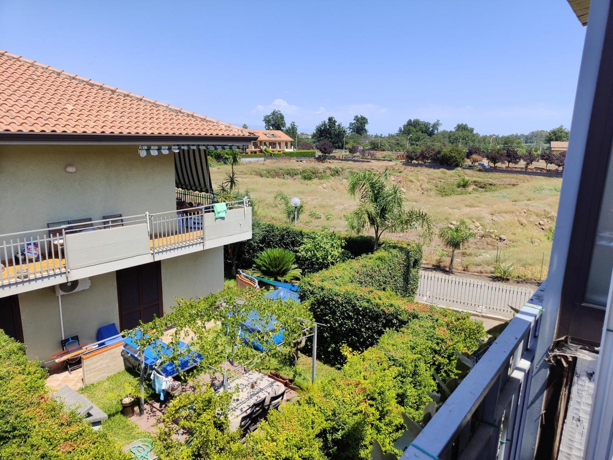 מסקלי Blue Garden Home Isola Bella Taormina חדר תמונה